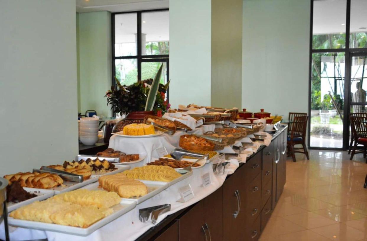 Flat No Tropical Executive Hotel มาเนาส์ ภายนอก รูปภาพ