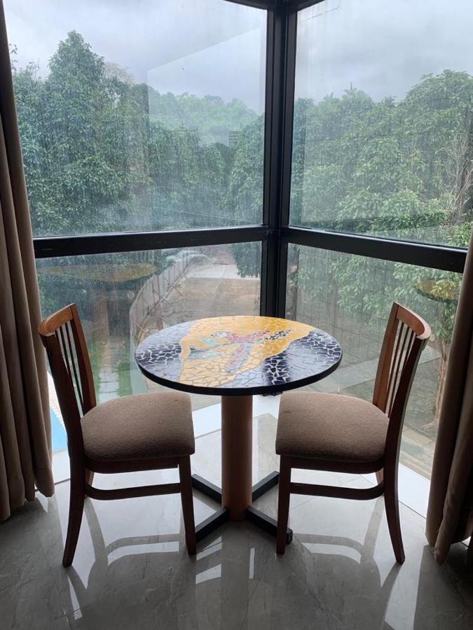 Flat No Tropical Executive Hotel มาเนาส์ ภายนอก รูปภาพ